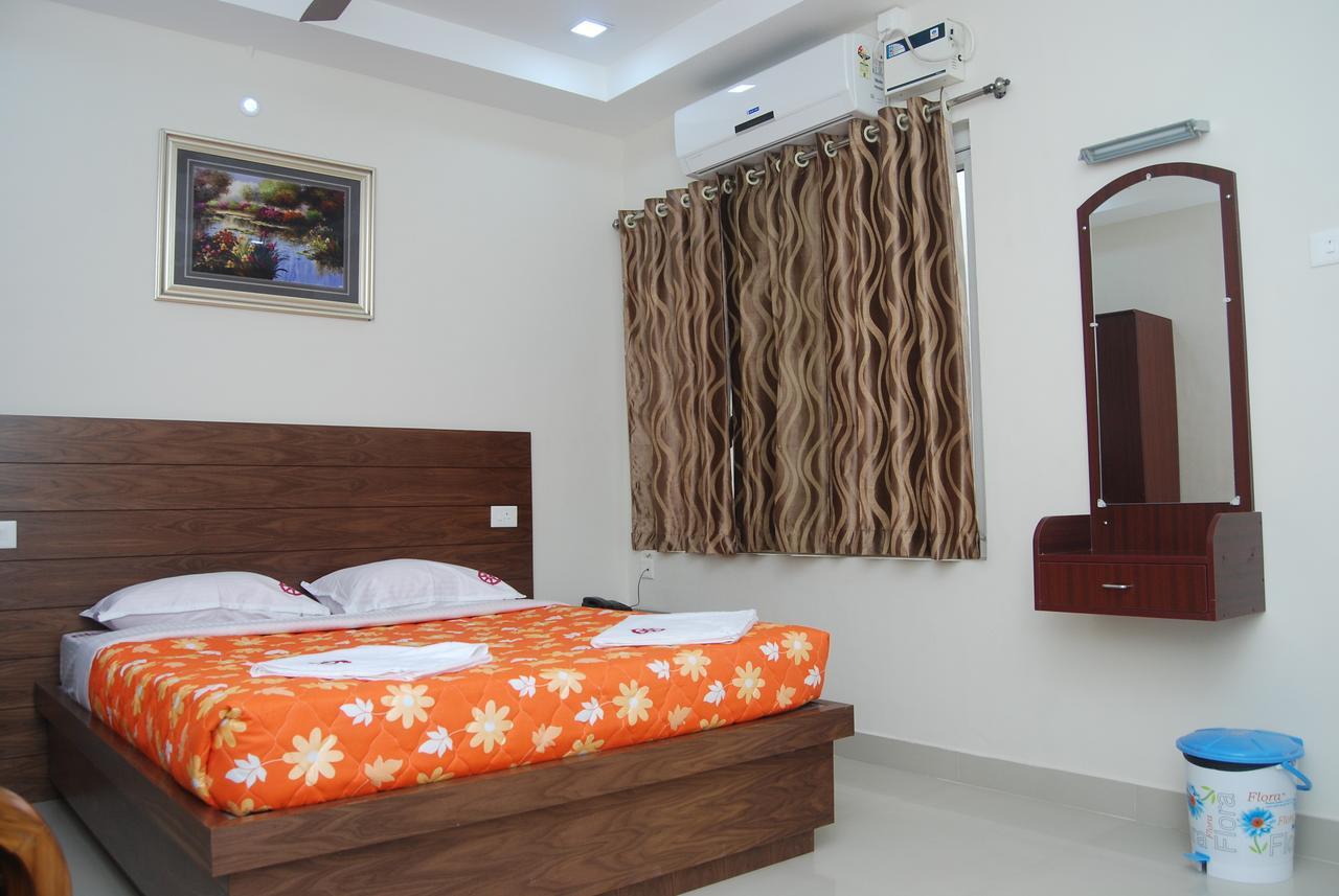 Chakraa Residency Hotel Ramanathapuram Exterior photo